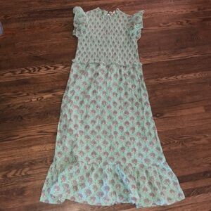 Anna Cate Morgan Dress. Size Large Light green floral. 100% cotton.